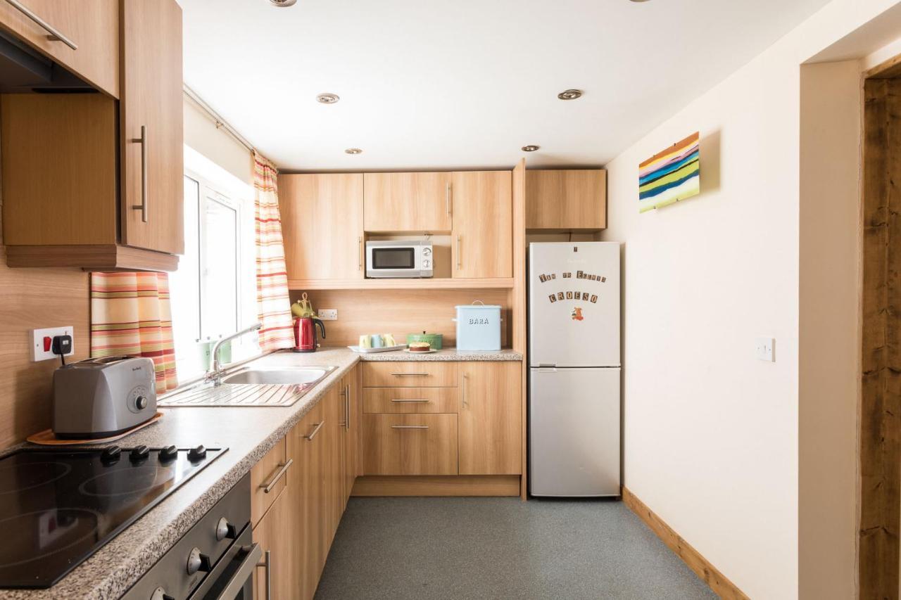 Villa 2 Tan Yr Eglwys Pontardawe Exterior foto